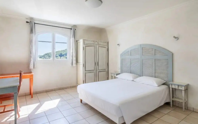 3-bedroom Provencal Retreat for 8