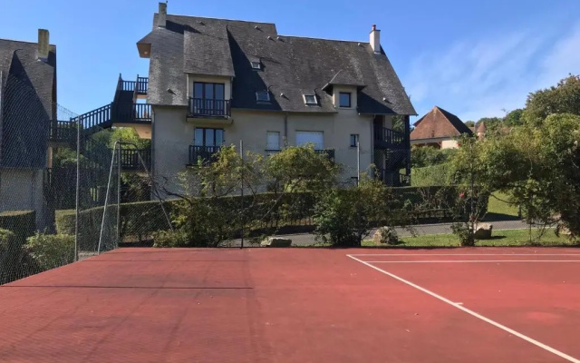 Résidence le Manoir du Mont Canisy Piscine & Tennis