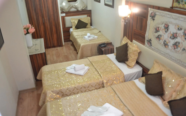 Istanbul Mosq Hotel at Fatih