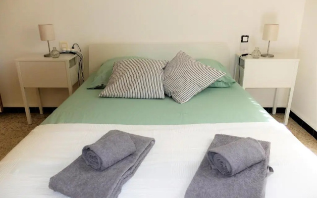 BEAUX APPARTEMENTS 65m2 AVEC ESPACES EXTERIEURS PARKINGS PROCHE PLAGE