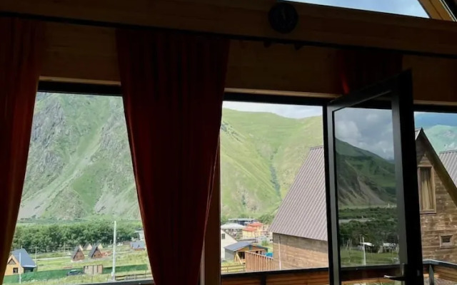 Kazbegi Inn Cottages