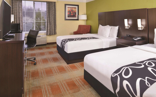 La Quinta Inn & Suites by Wyndham Atlanta South - Newnan