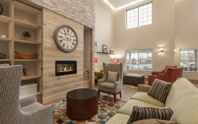 Country Inn & Suites by Radisson, Ames, IA