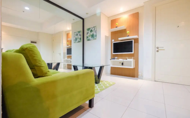 Pool View Cosmo Terrace Apartment at Thamrin City