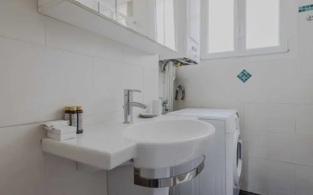 Apartment in Montmartre With 1 Room