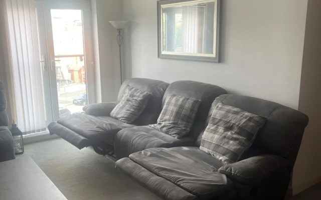 Apartment Sleeps 4 With Free Parking