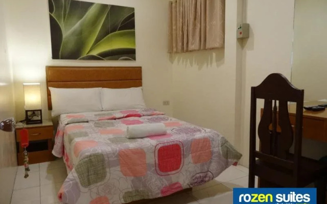 Rozen Suites Paradise