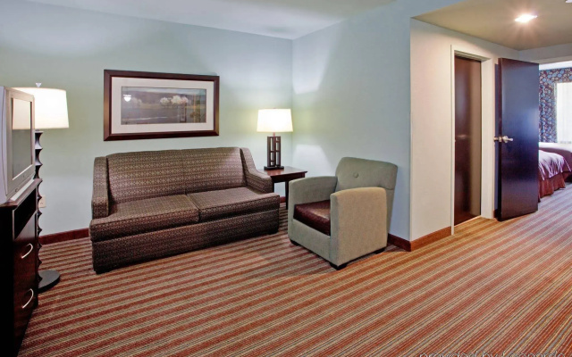 Holiday Inn Hotel & Suites Williamsburg-Historic Gateway by IHG