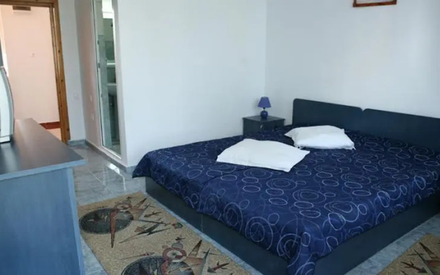 Hotel Sirius