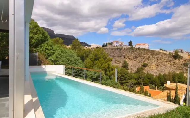 Villa Thais