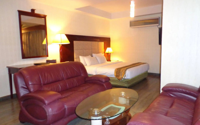 M Chereville Hotel Manila