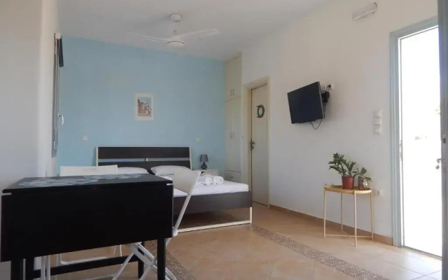 Armonia Studios and Villas