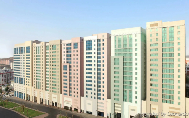 Отель Le Meridien Towers Makkah