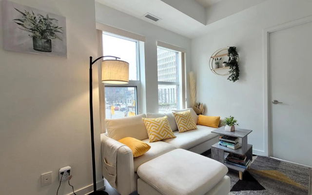 Lovely 3 bedrooms in University of Toronto