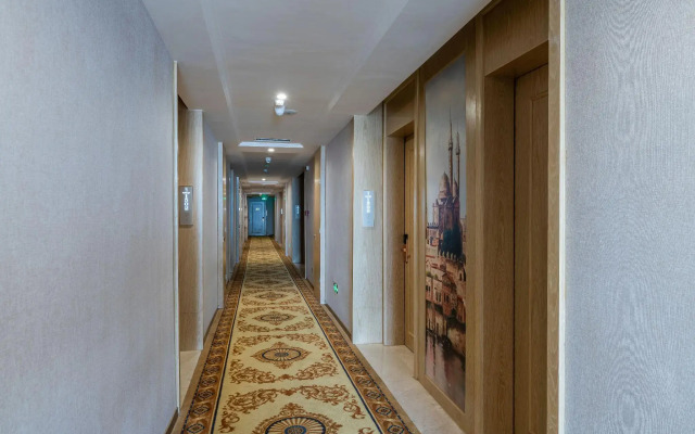 Vienna International Hotel (Nanchang BayiSquare Shangshagou Station))