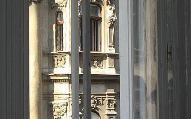 Отель Rosa Linde - Comfort B&B Австрия, Вена - отзывы, цены и фото номеров - забронировать отель Rosa Linde - Comfort B&B онлайн вид на фасад