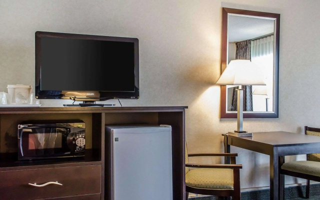 Quality Inn & Suites York East