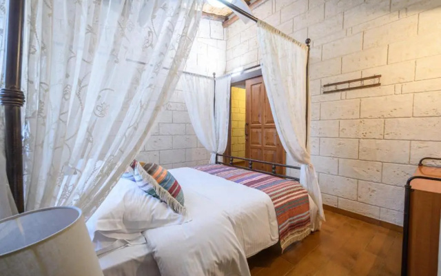 Vasiliou House