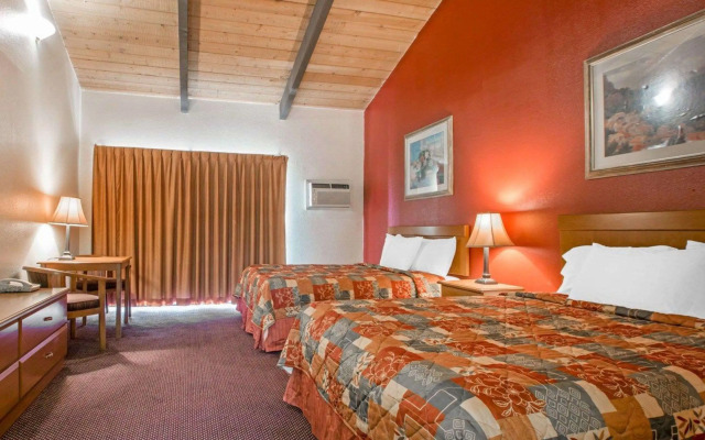 Rodeway Inn Fallbrook Downtown