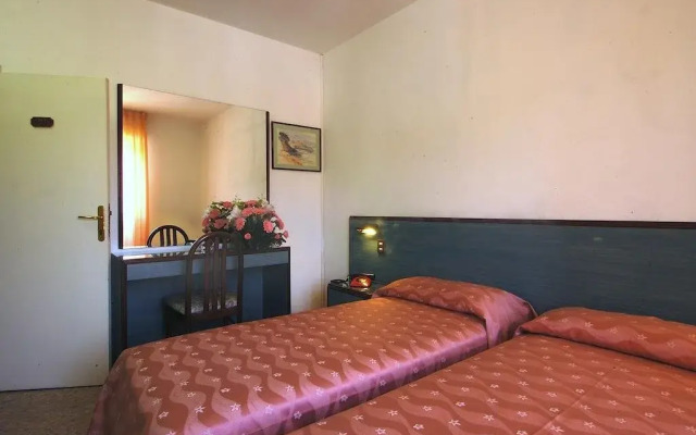 Franks Hotel
