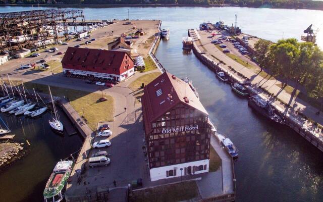 Отель Old Mill Литва, Клайпеда - 1 отзыв об отеле, цены и фото номеров - забронировать отель Old Mill онлайн вид на фасад