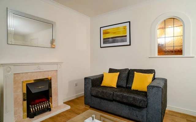 Charming Edinburgh Apartment