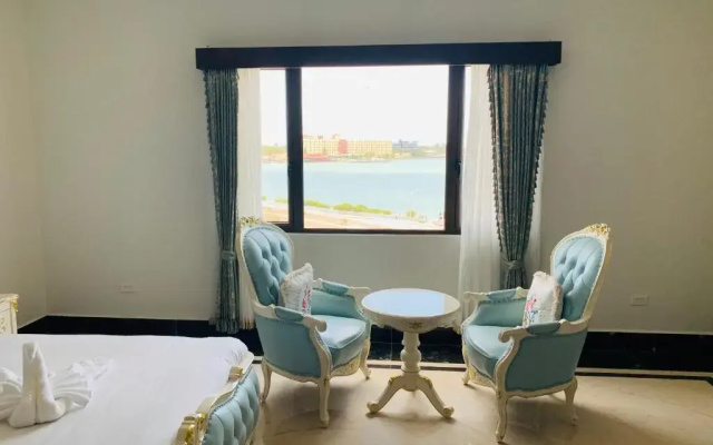 Golden Bay Hotel by Marine Parade