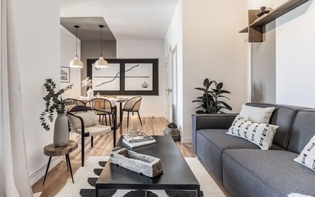 Lezat - 3 Bedrooms in R os Rosas