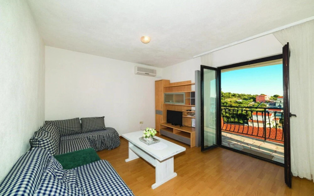 Awesome Home in Sevid With Wifi and 3 Bedrooms
