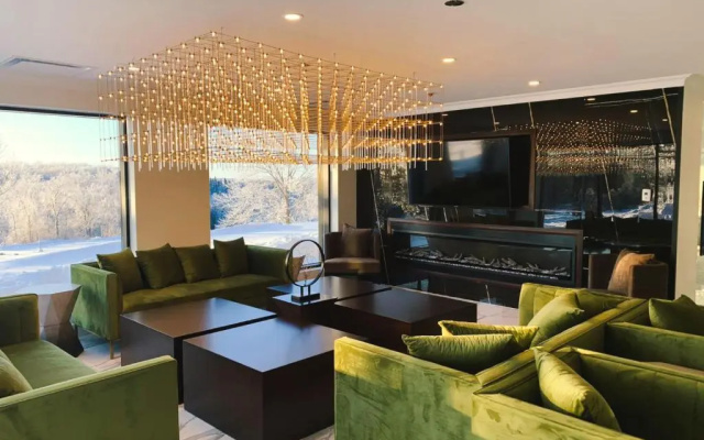Mount Alverno Luxury Resorts