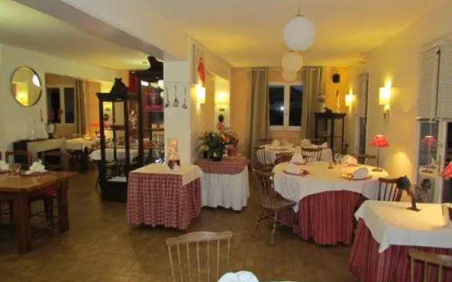 Chez Noelle