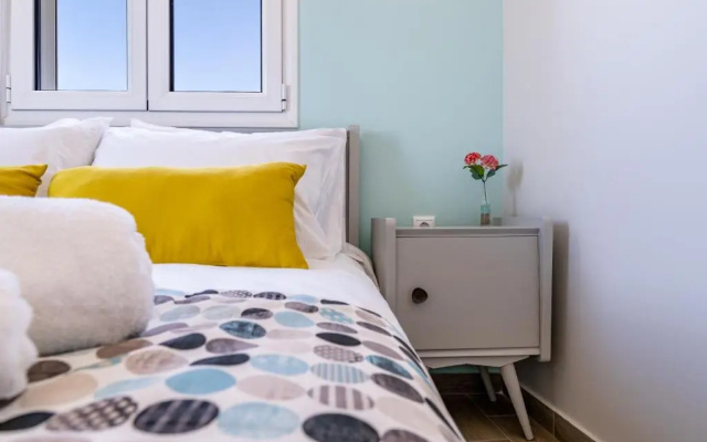 Kyma Seaview Apartment 2, Episkopi Beach
