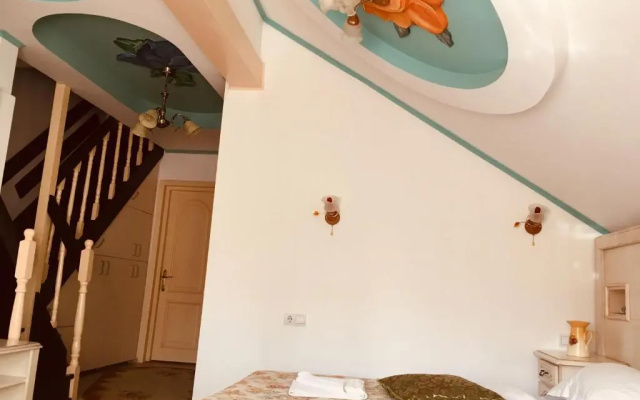 Presidential Apartment