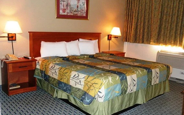 Motel 6 Melrose Park