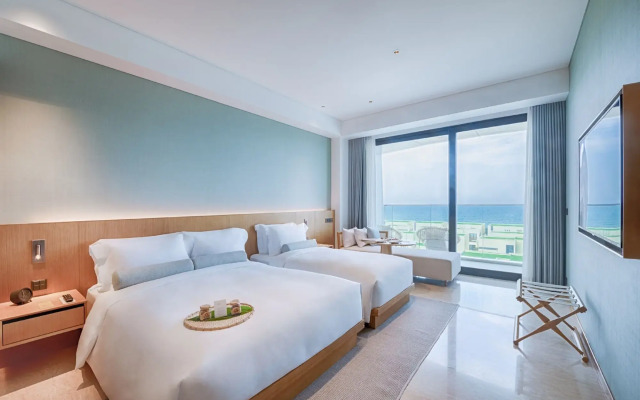 Shilla Monogram Danang