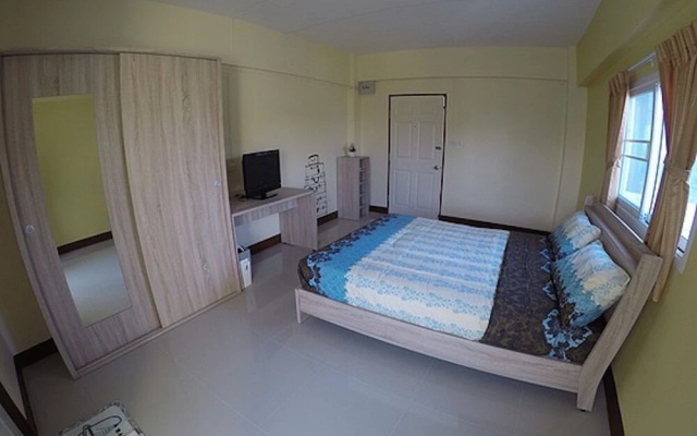 ST Apartment
