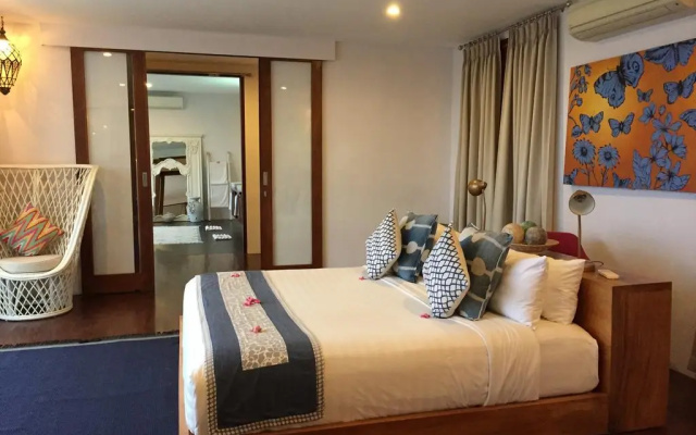 Malimbu Cliff Villa