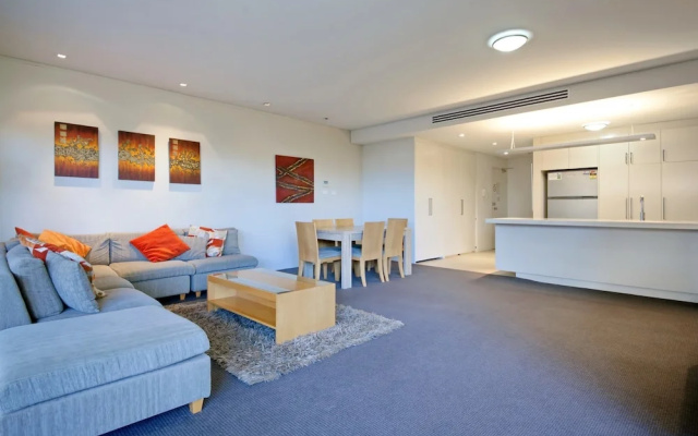 Cote D'Azur, Unit 11/61 Donald Street