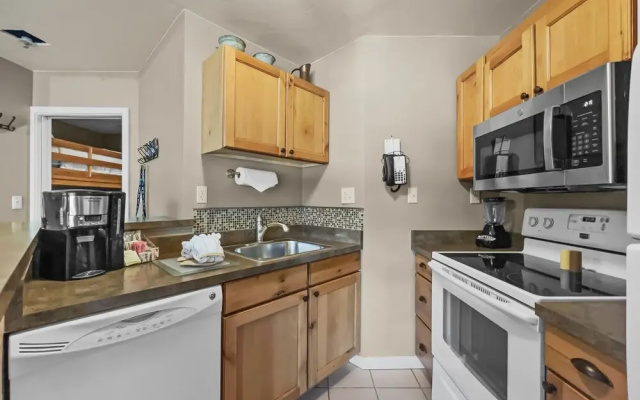 Tl212 Telemark Lodge Condo by RedAwning