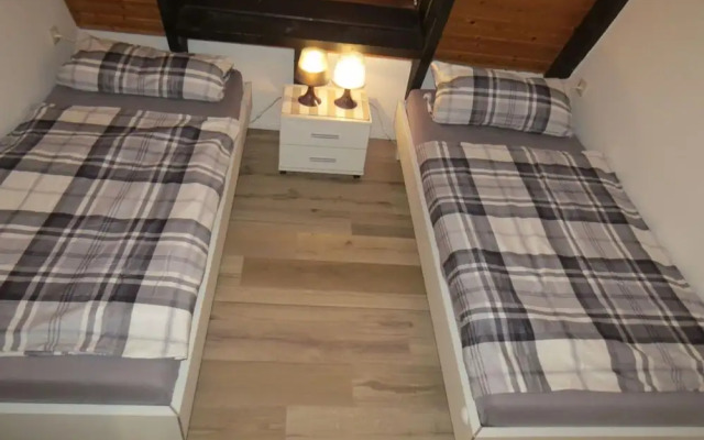 Enno Near the Dike Comfortable Vacation Home
