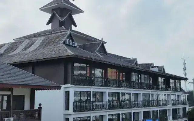 Guanlan Homestay (Xingguang Night Market Gaozhuang Branch)