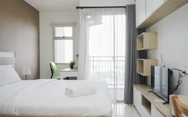 Homey Studio Apartment Springwood Residence