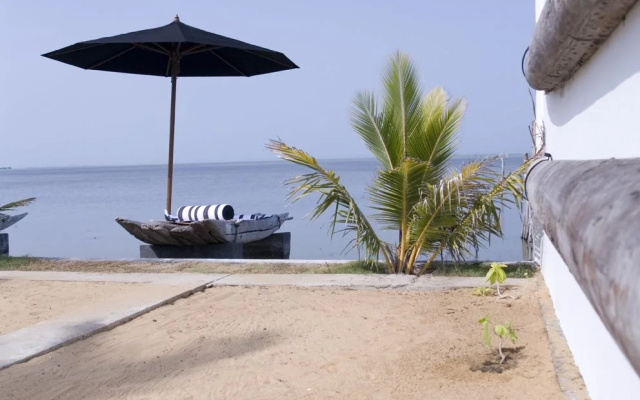 Kalpitiya St  Annes Lagoon House