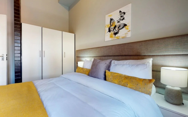 Heriot Apartment 1015