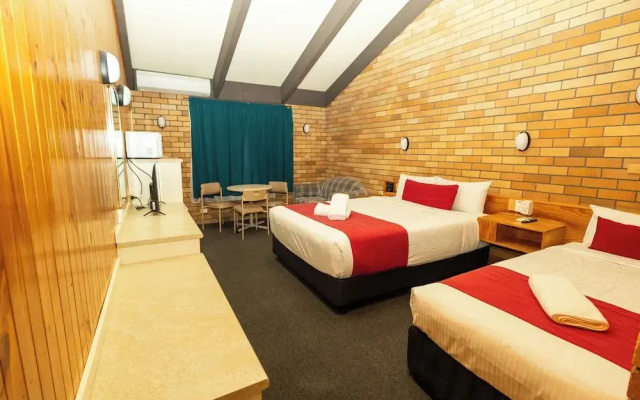 All Travellers Motor inn