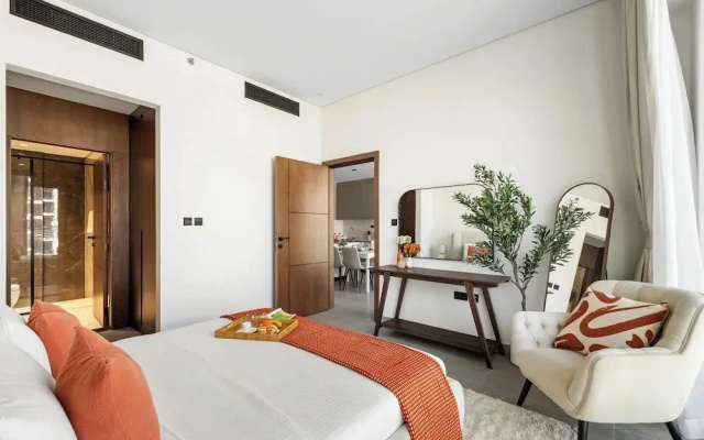 1BR with Huge Balcony Near Burj Al Arab