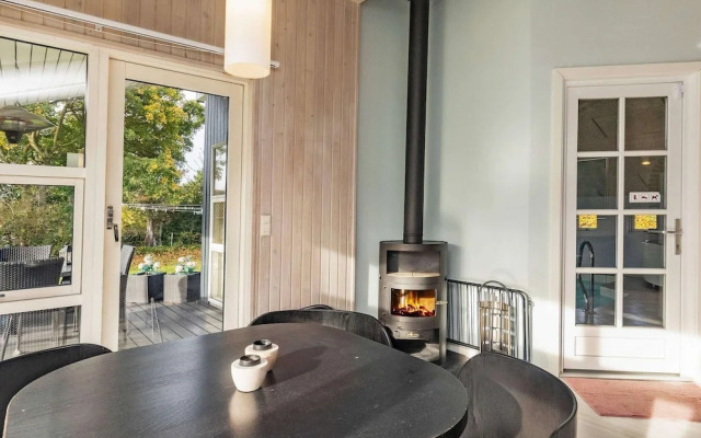 4 Star Holiday Home in Humble