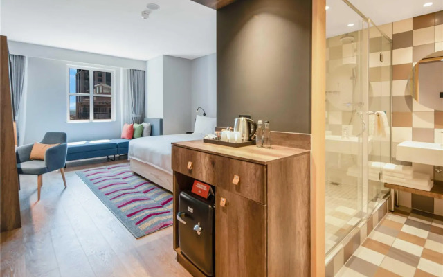 Hampton By Hilton Sandton Grayston
