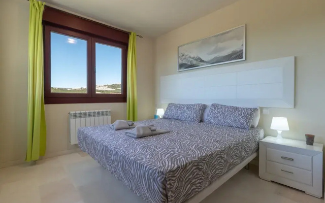 Bahia Casares 4 - Apartment In Casares. Free Wifi