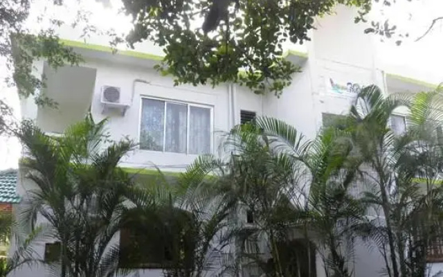 The Crib Hotel